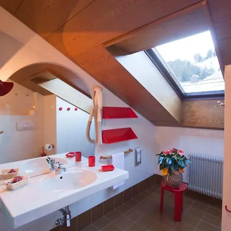 La Hotell 3*