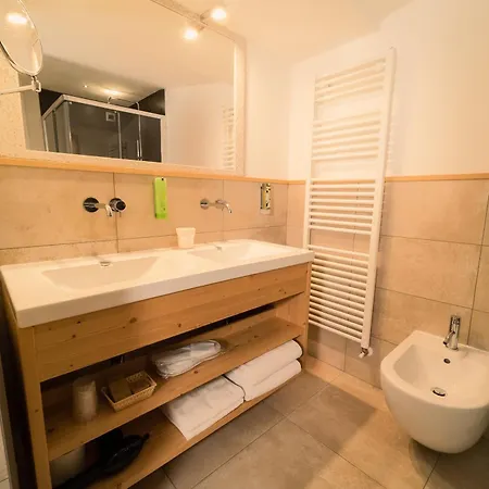 La Hotell 3*