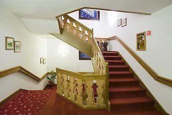 Hotel La 3*